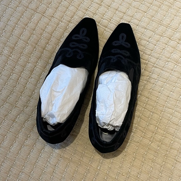 Vintage Le Château suede kitten heels - Picture 8 of 11